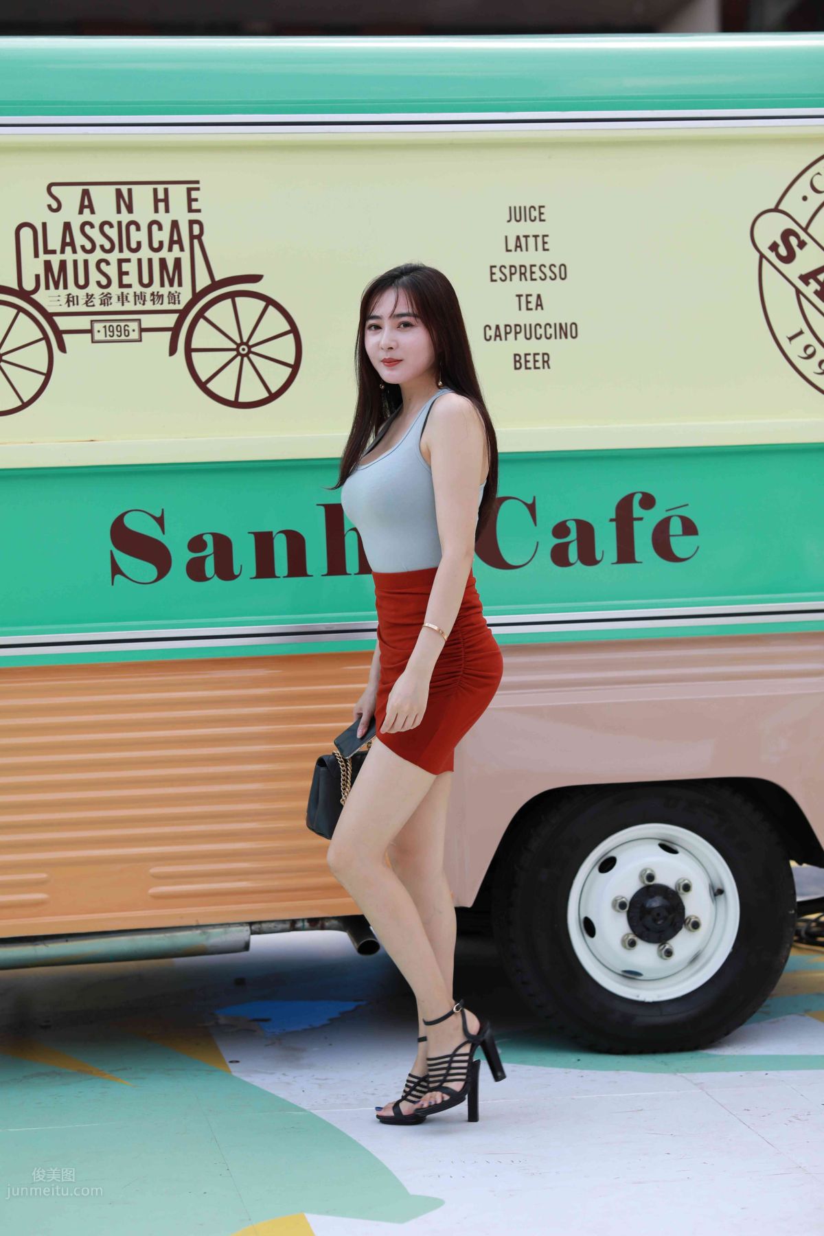 [Mojing Street] 011 Street Snap Girl in Red Skirt photo 73