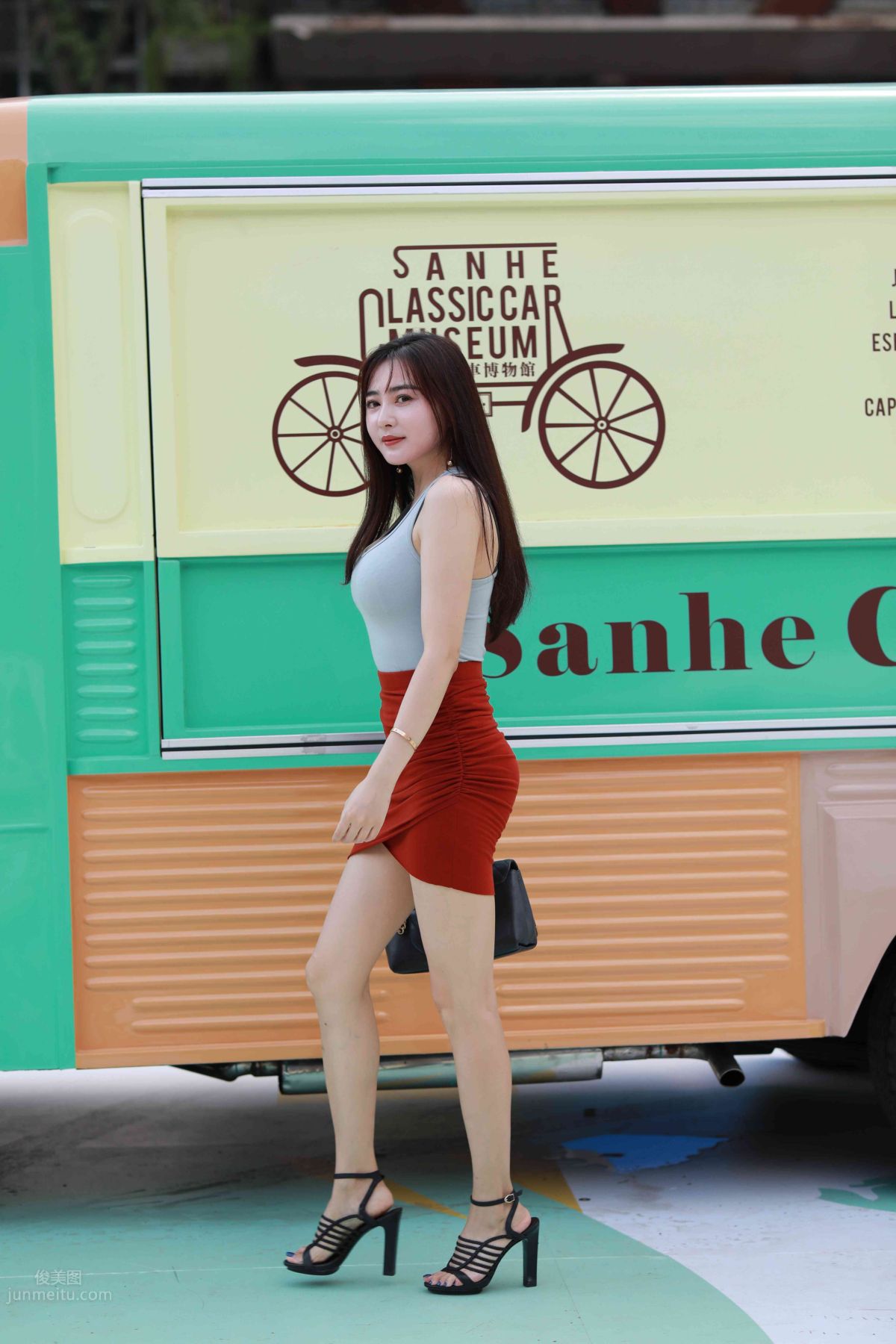 [Mojing Street] 011 Street Snap Girl in Red Skirt photo 76