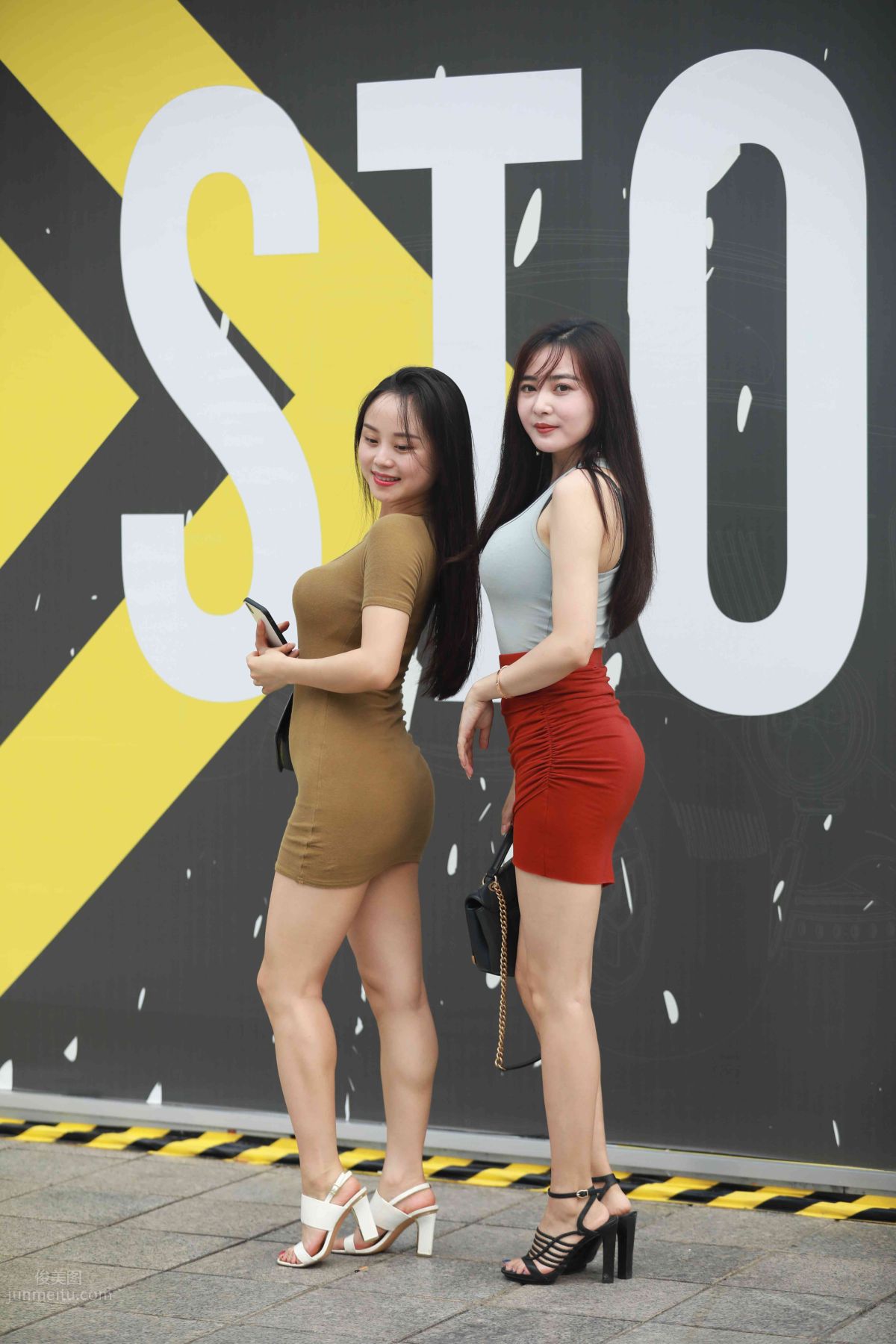 [Mojing Street] 011 Street Snap Girl in Red Skirt photo 80