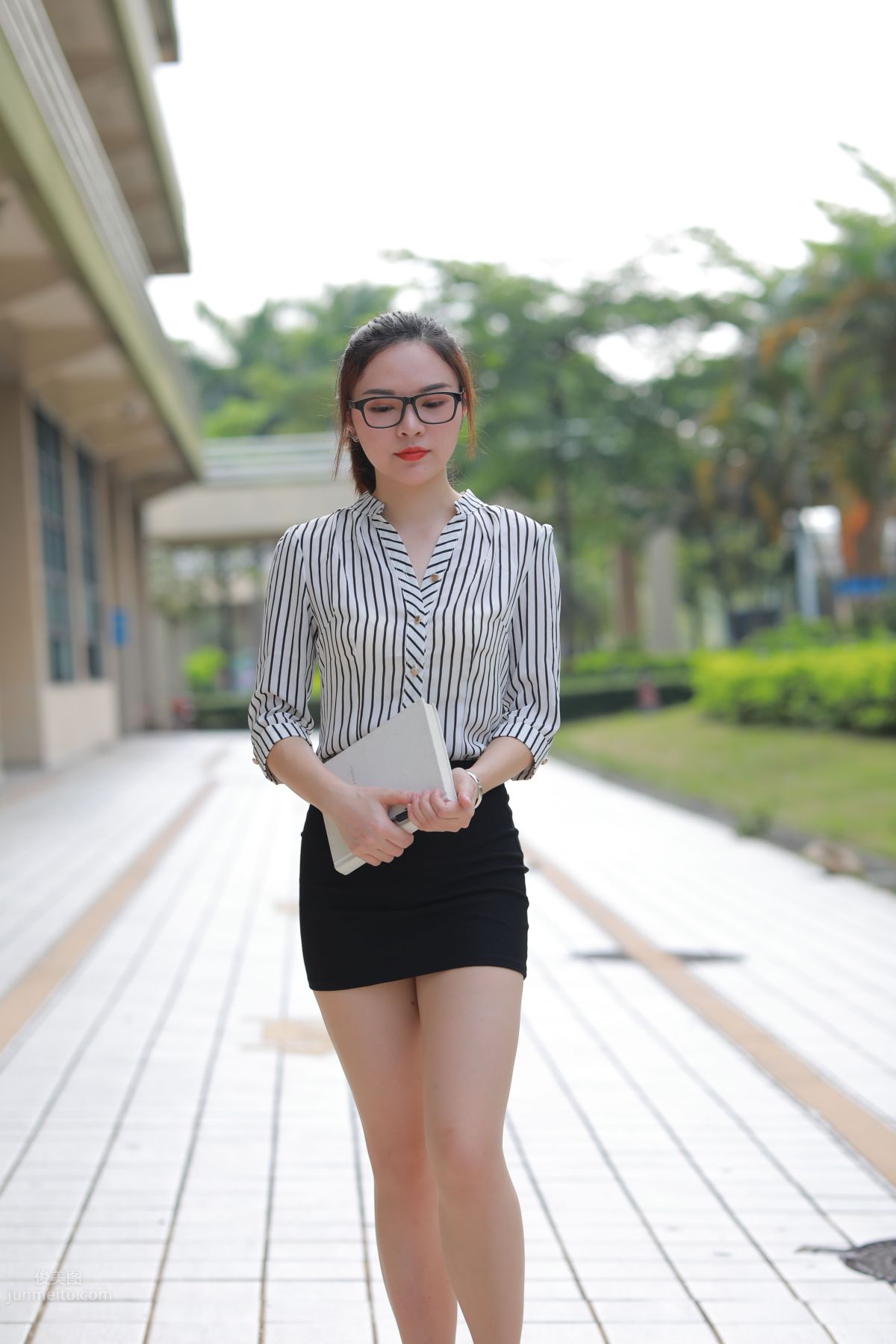 [Mojing Street] 020 Uniform and Bodycon Skirt Girl 1, Outdoor photo 6
