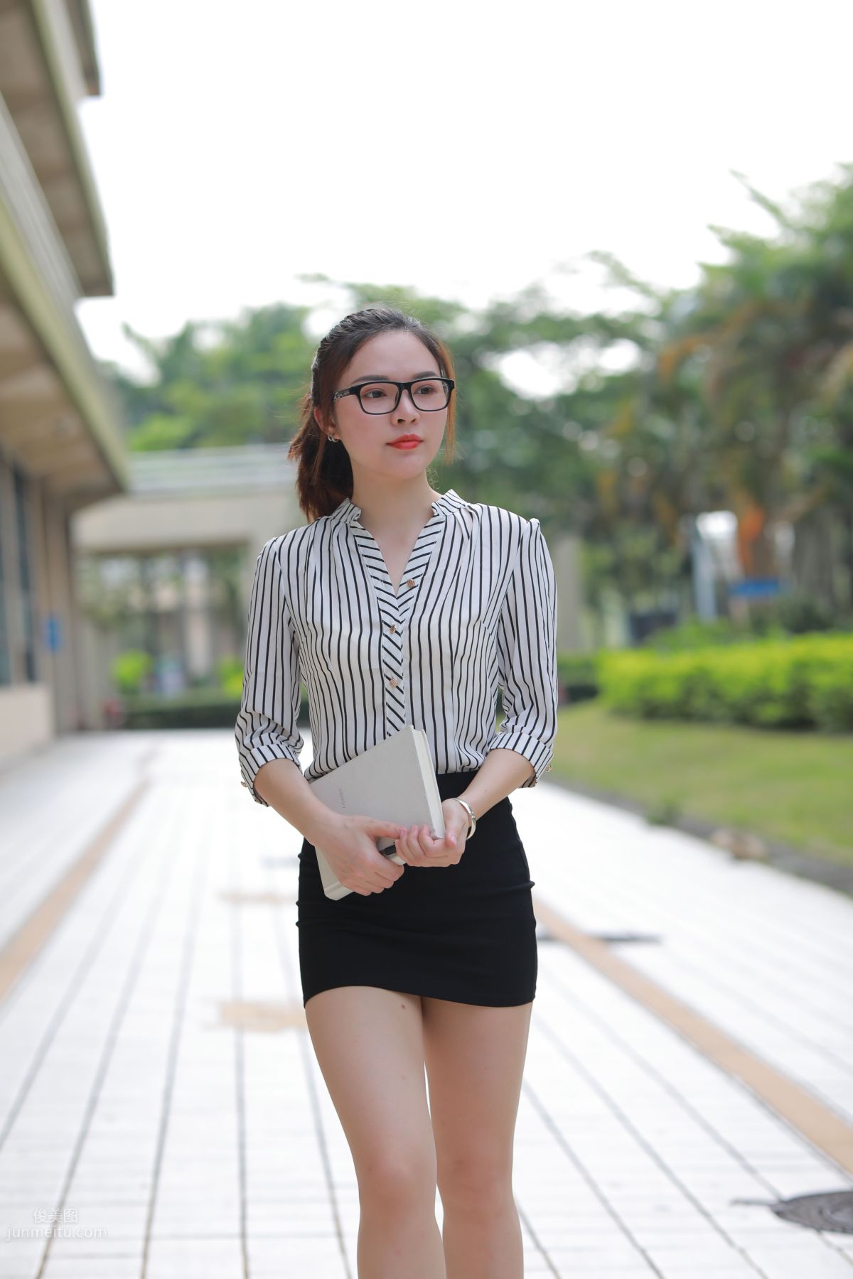 [Mojing Street] 020 Uniform and Bodycon Skirt Girl 1, Outdoor photo 8