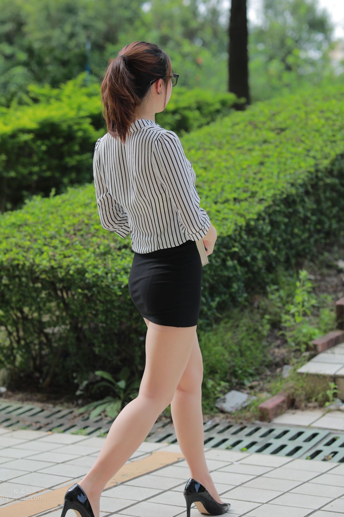 [Mojing Street] 020 Uniform and Bodycon Skirt Girl 1, Outdoor photo 12