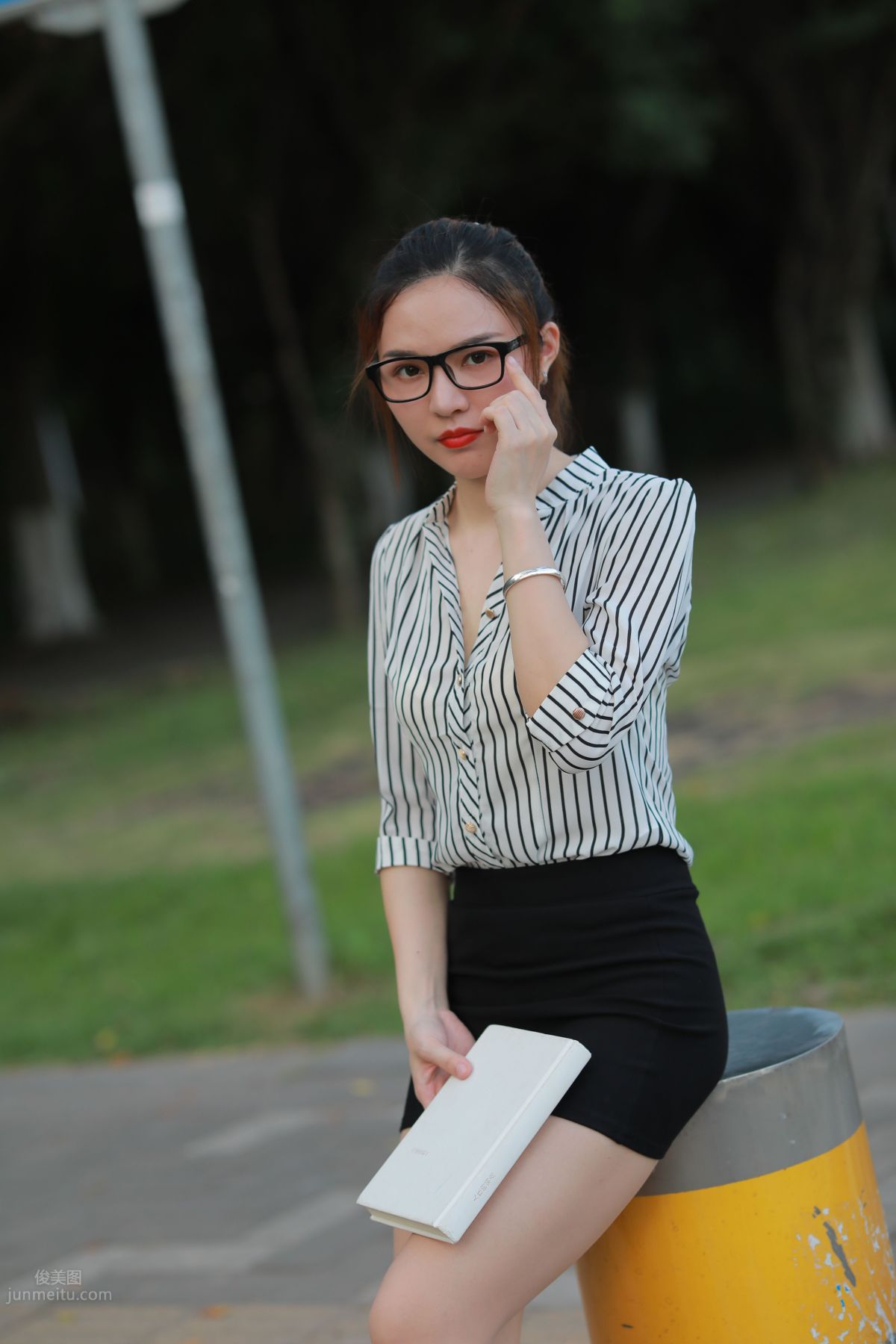 [Mojing Street] 020 Uniform and Bodycon Skirt Girl 1, Outdoor photo 178