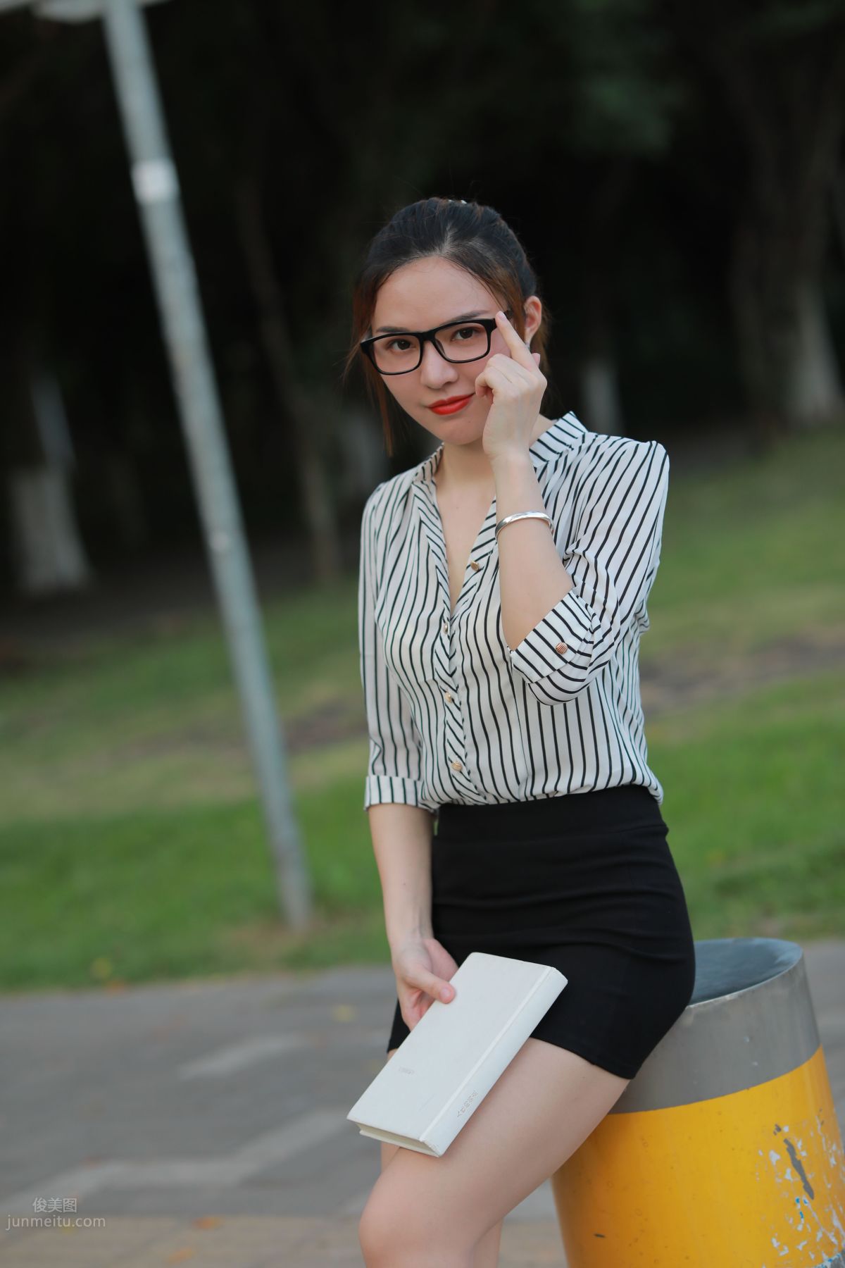 [Mojing Street] 020 Uniform and Bodycon Skirt Girl 1, Outdoor photo 179