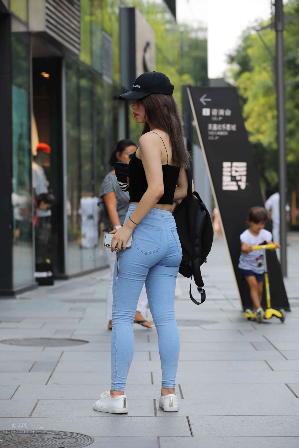 [Mojing Street] 027 Small Tank Top and Jeans photo 40