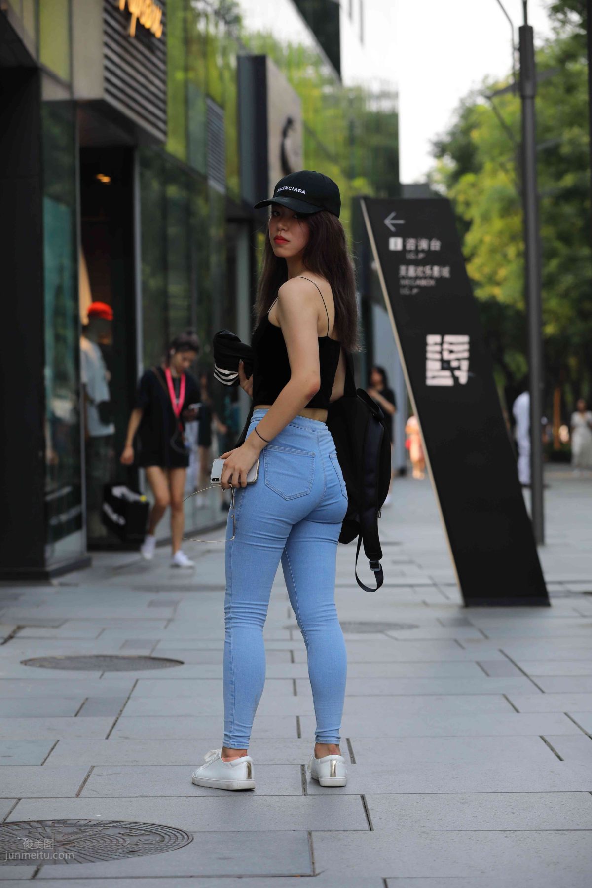 [Mojing Street] 027 Small Tank Top and Jeans photo 42