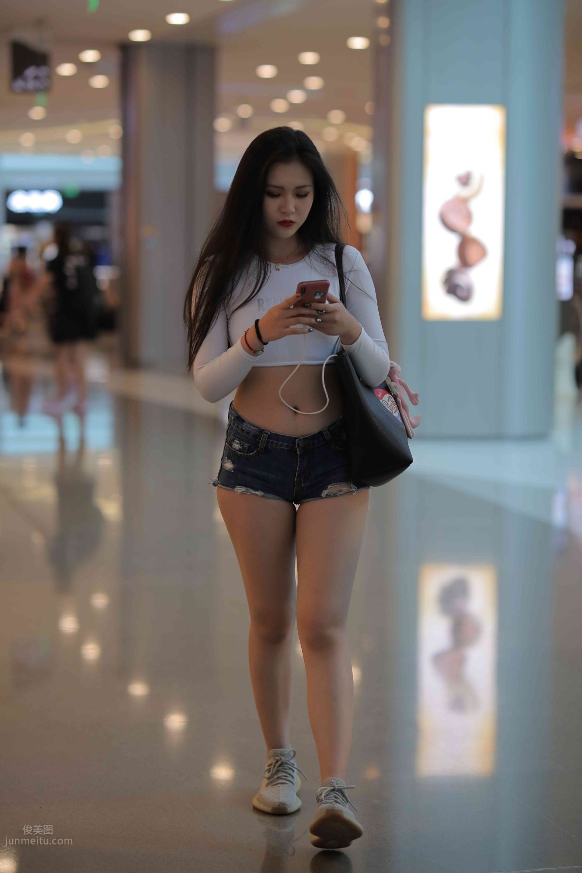 Mojing Street No. 030 photo 36