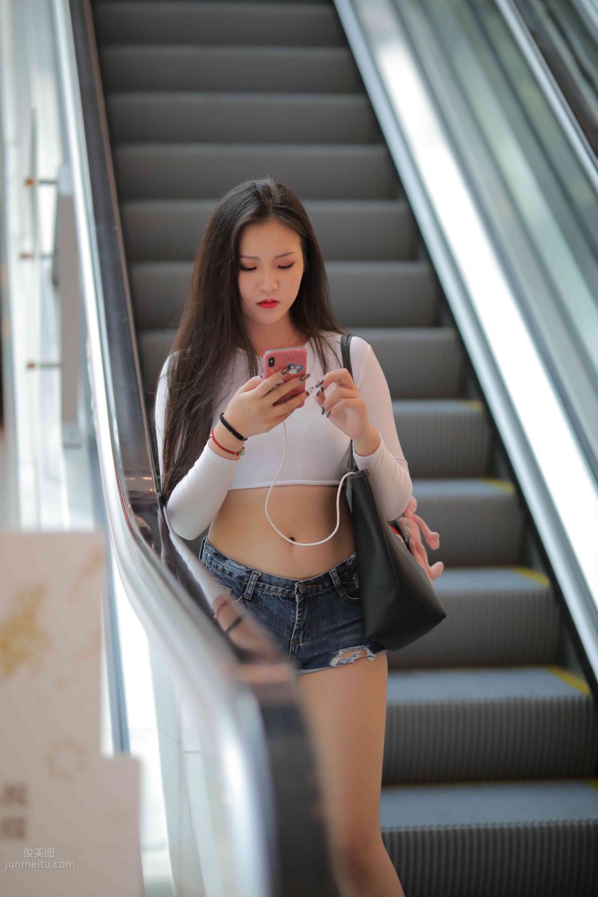 Mojing Street No. 030 photo 44