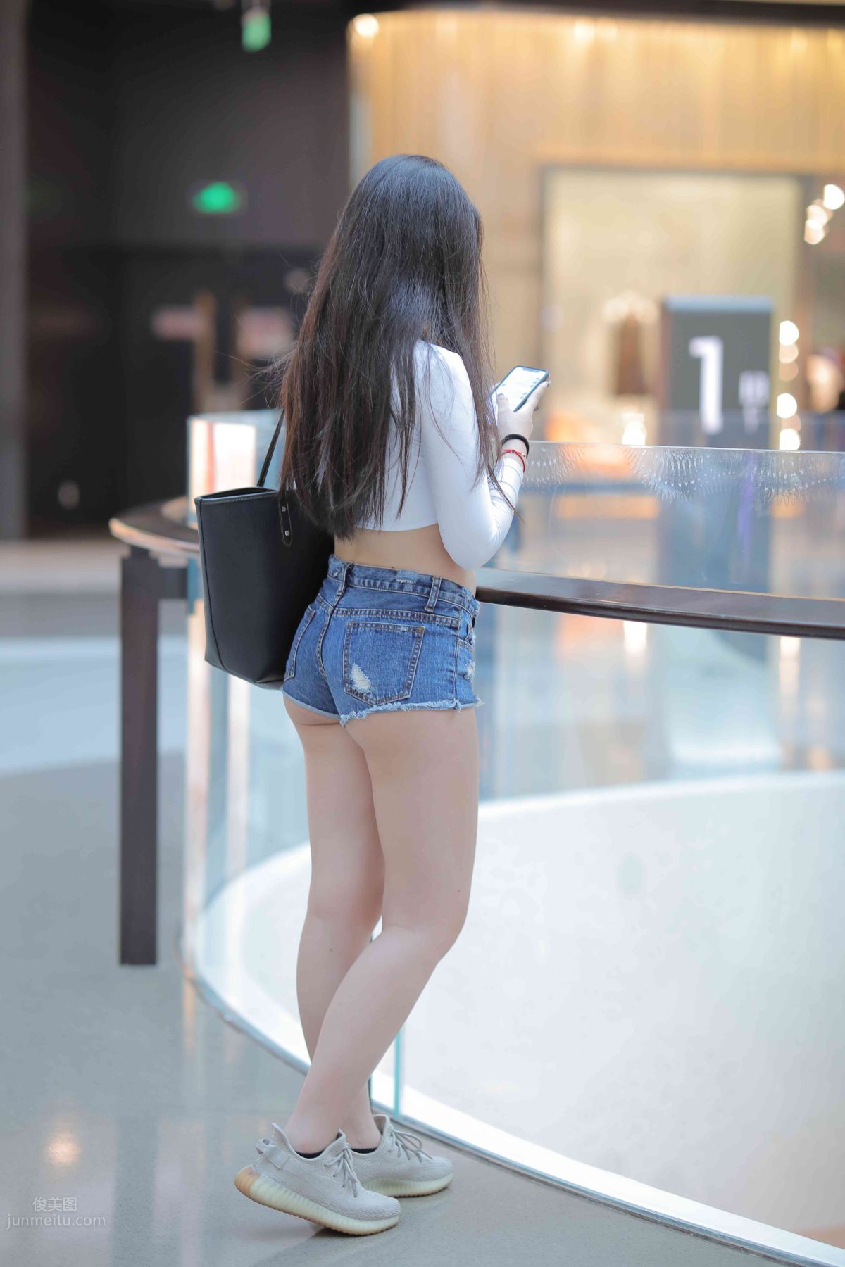 Mojing Street No. 030 photo 54
