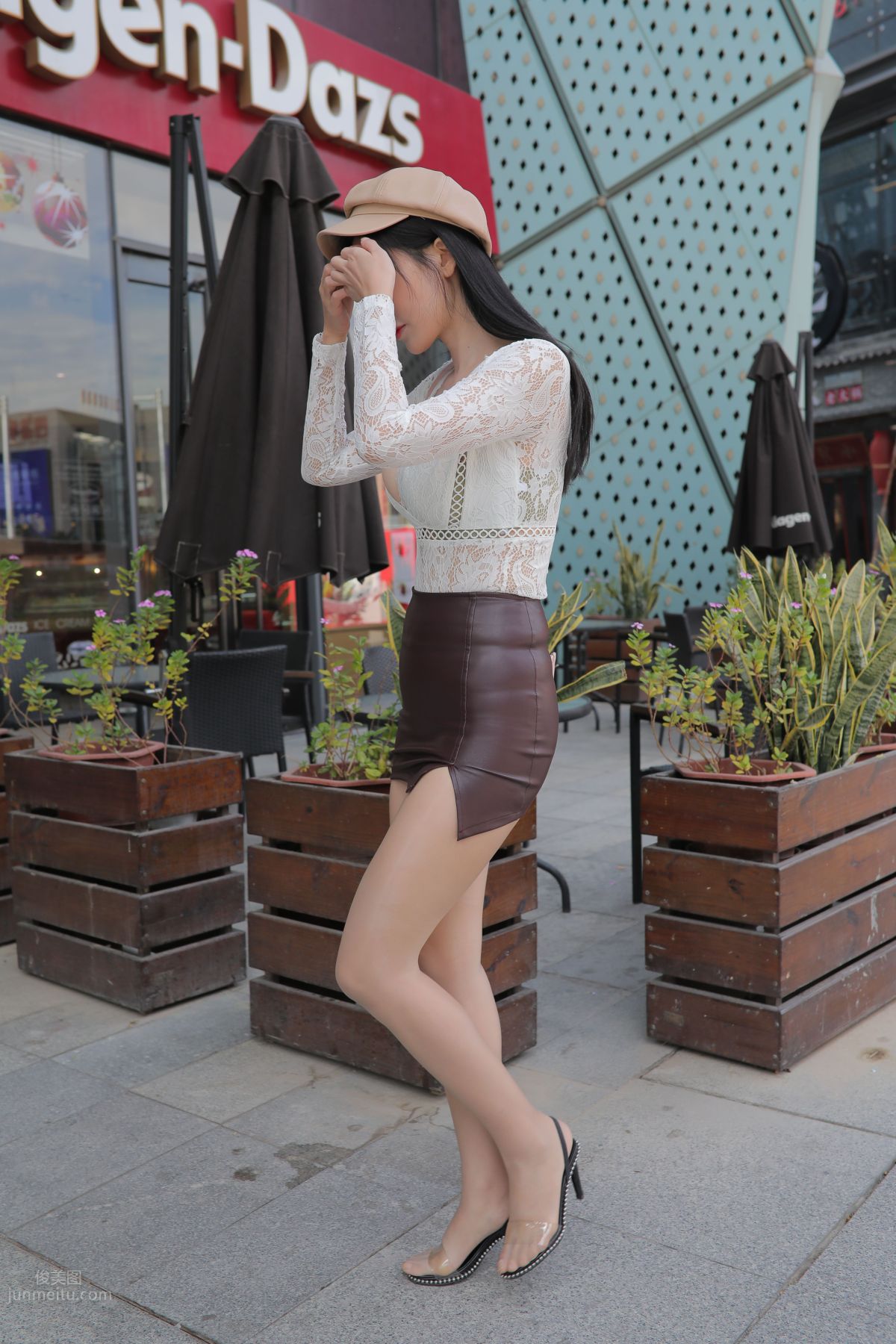 Mojing Street No. 044 photo 196