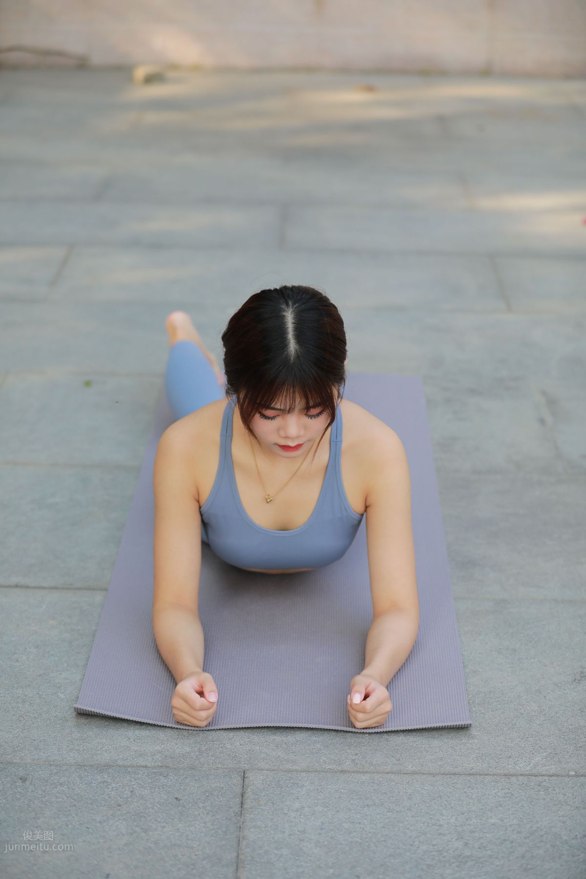 [Mojing Street] 053 Girl in Gray-Blue Yoga Pants photo 126