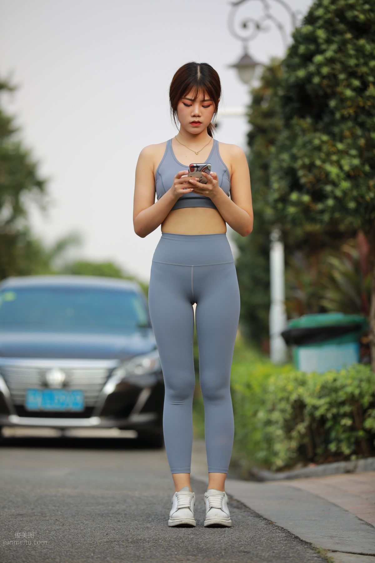 [Mojing Street] 053 Girl in Gray-Blue Yoga Pants photo 362