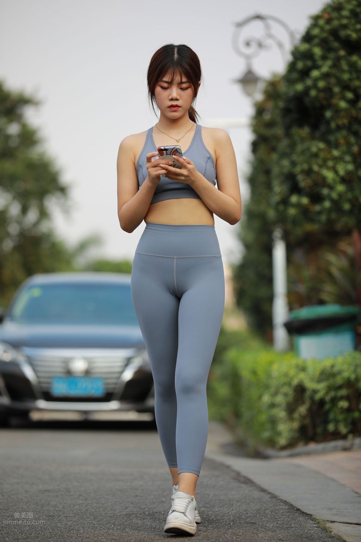 [Mojing Street] 053 Girl in Gray-Blue Yoga Pants photo 366