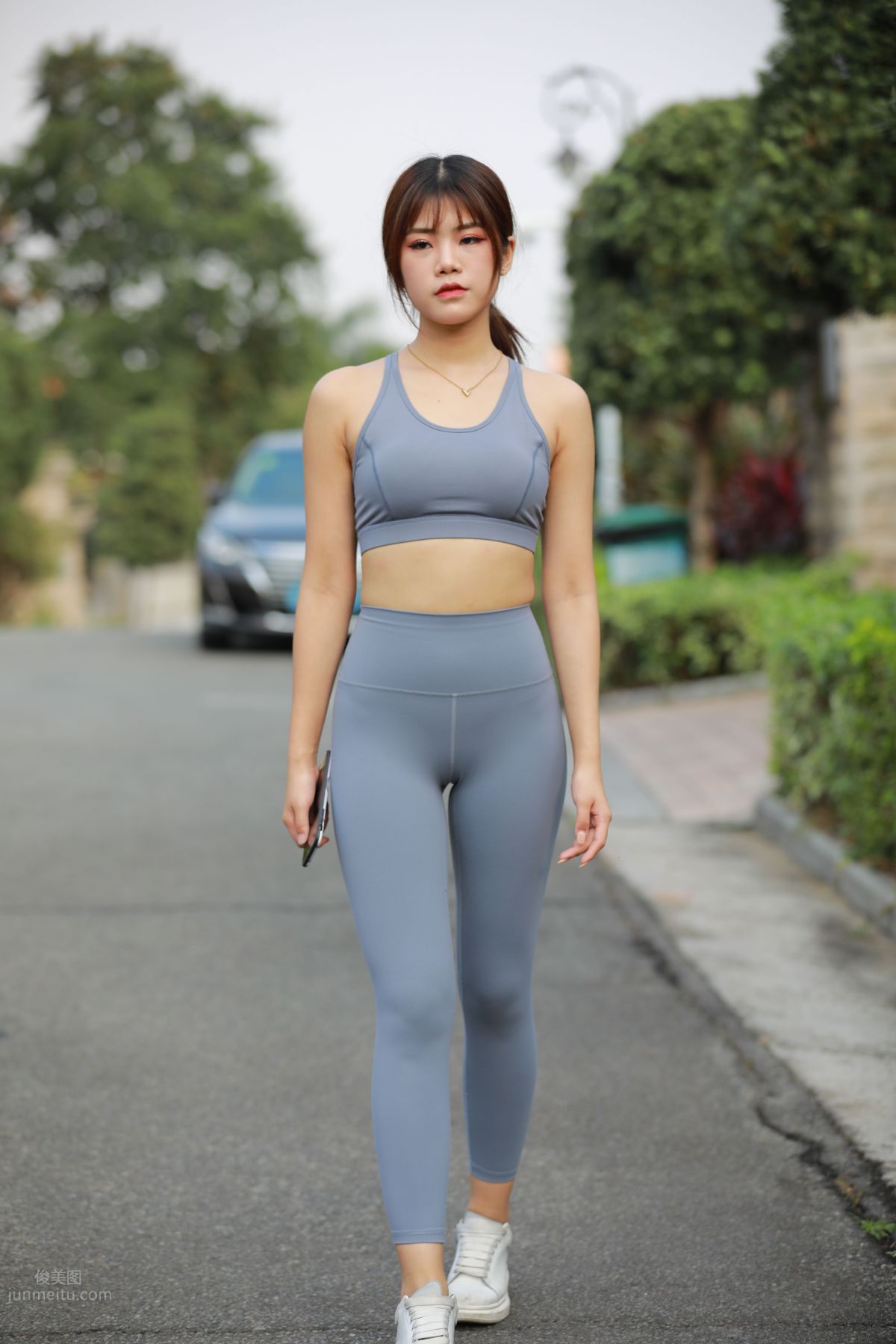 [Mojing Street] 053 Girl in Gray-Blue Yoga Pants photo 378