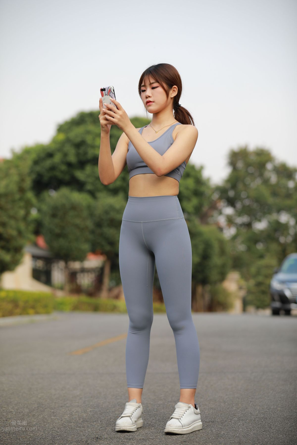 [Mojing Street] 053 Girl in Gray-Blue Yoga Pants photo 390