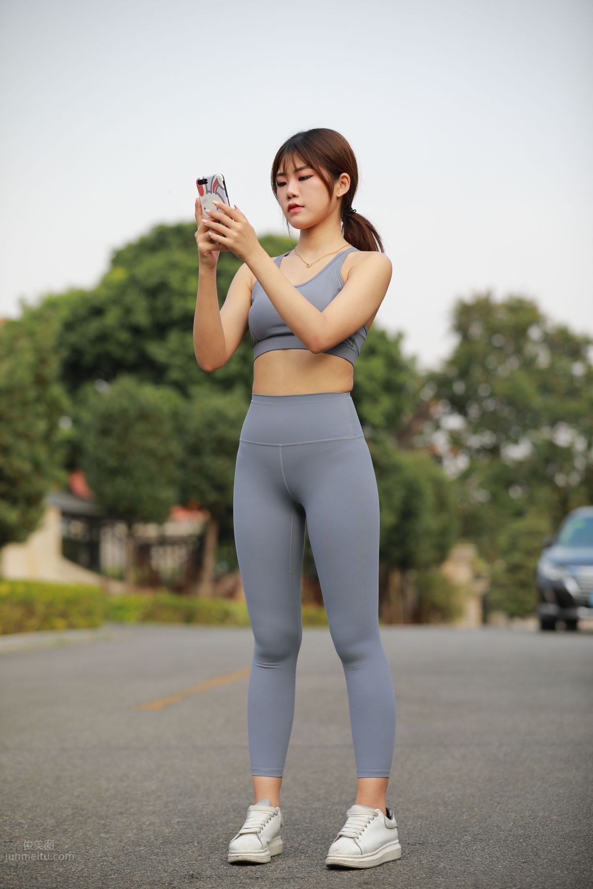 [Mojing Street] 053 Girl in Gray-Blue Yoga Pants photo 391