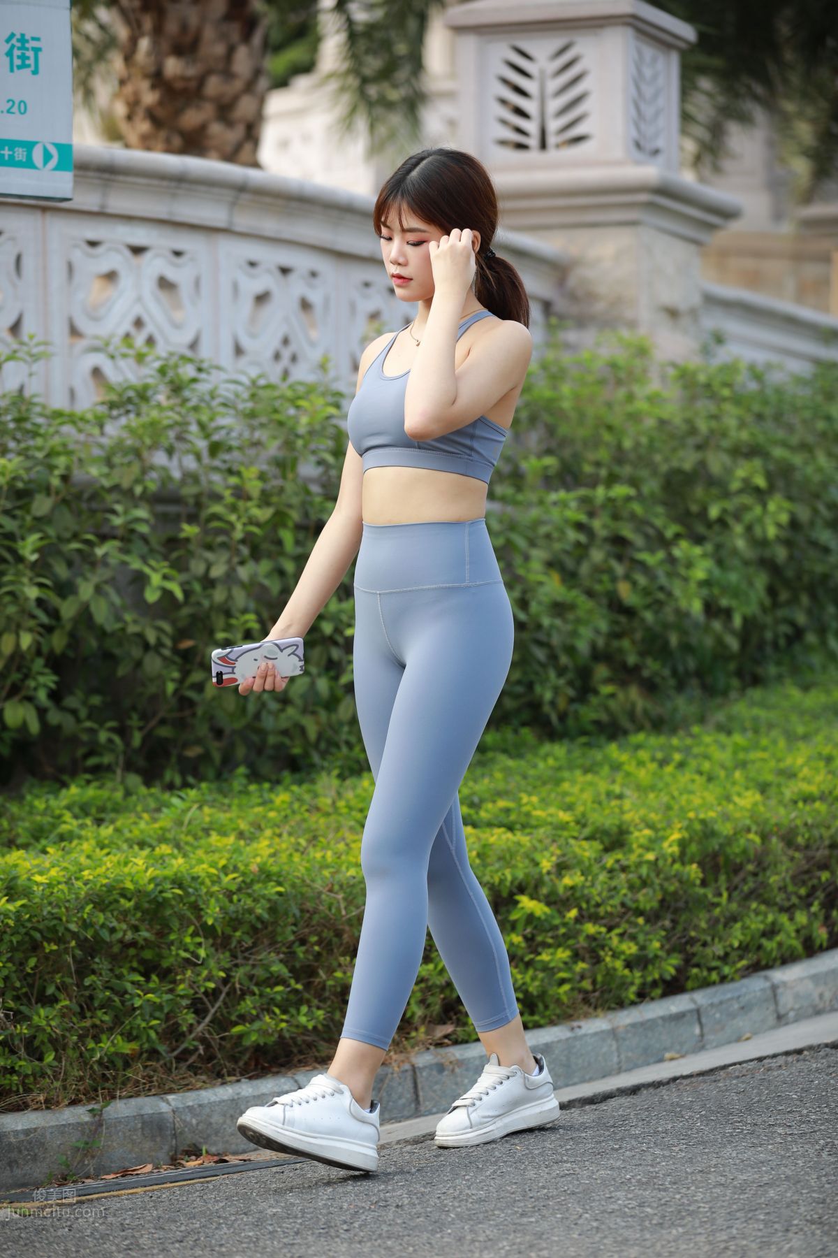 [Mojing Street] 053 Girl in Gray-Blue Yoga Pants photo 413