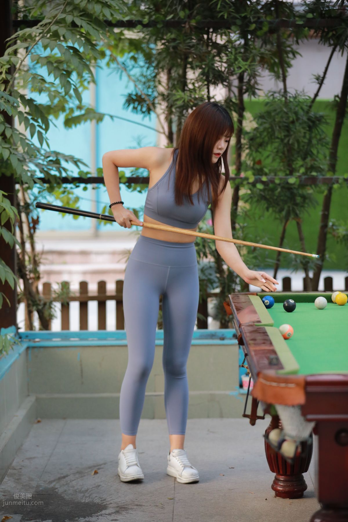 [Mojing Street] 053 Girl in Gray-Blue Yoga Pants photo 510