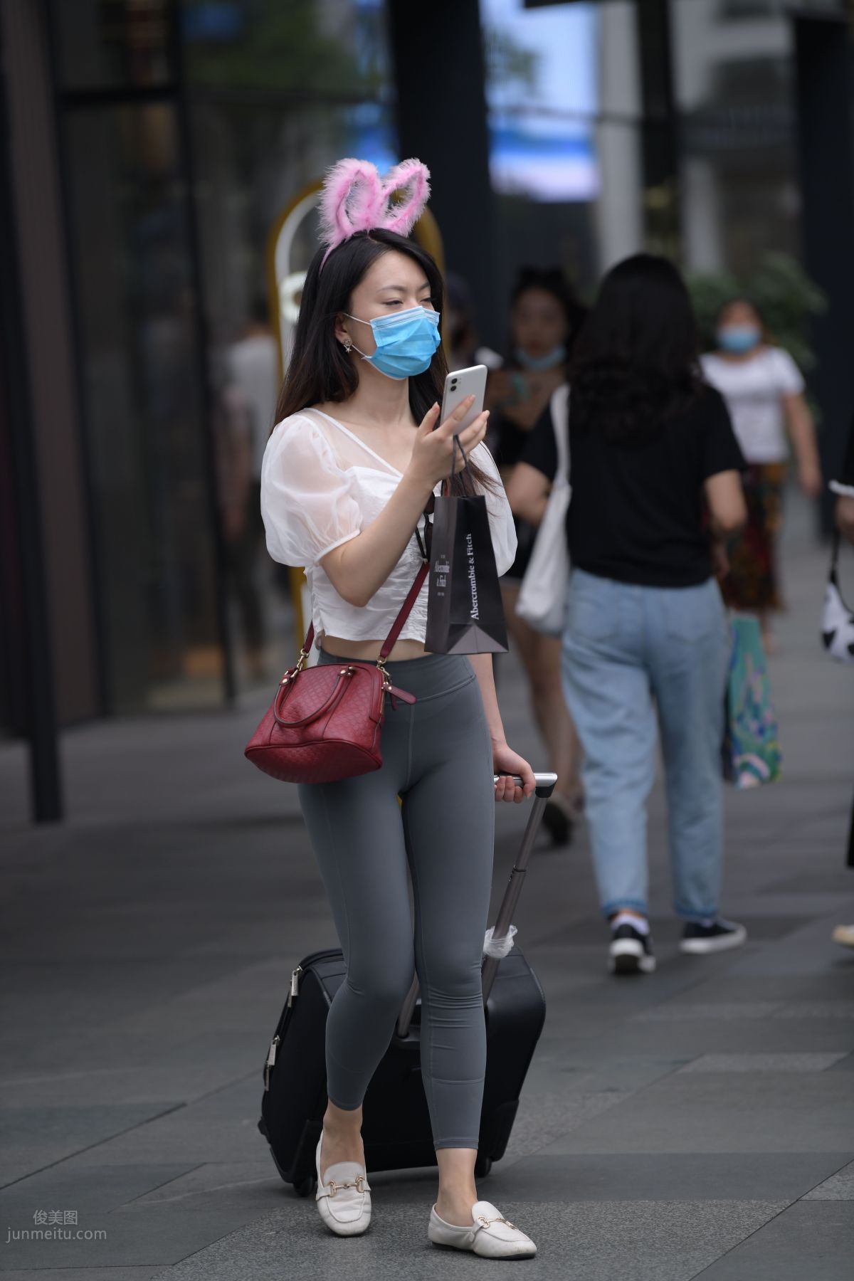 [Mojing Street] 054 Street Snap Girl in Tight Pants photo 12