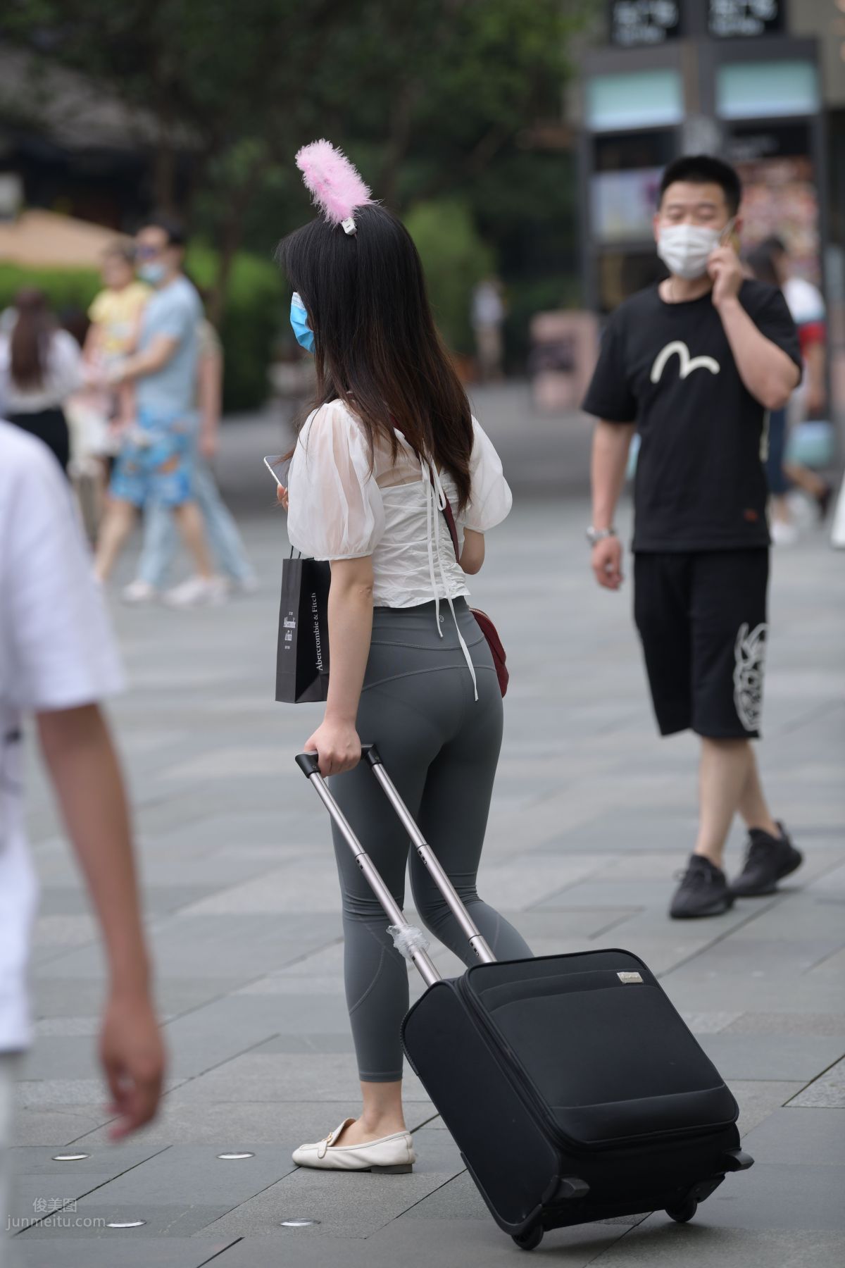 [Mojing Street] 054 Street Snap Girl in Tight Pants photo 35