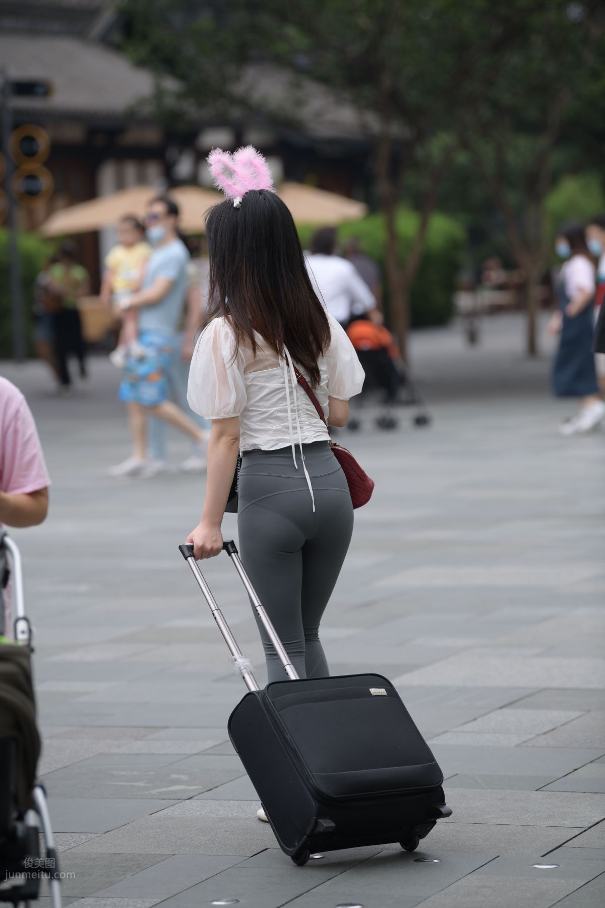 [Mojing Street] 054 Street Snap Girl in Tight Pants photo 42