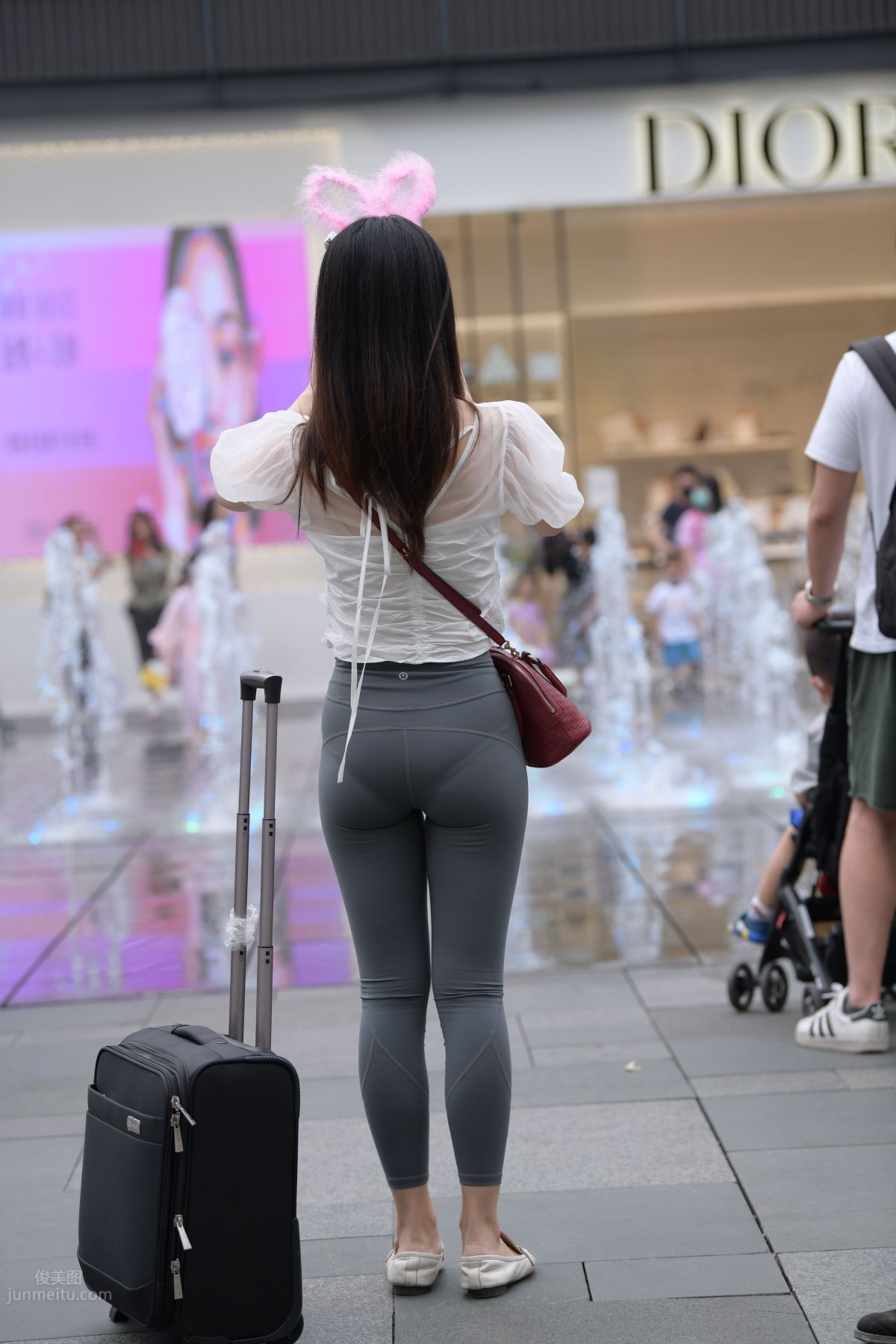 [Mojing Street] 054 Street Snap Girl in Tight Pants photo 49