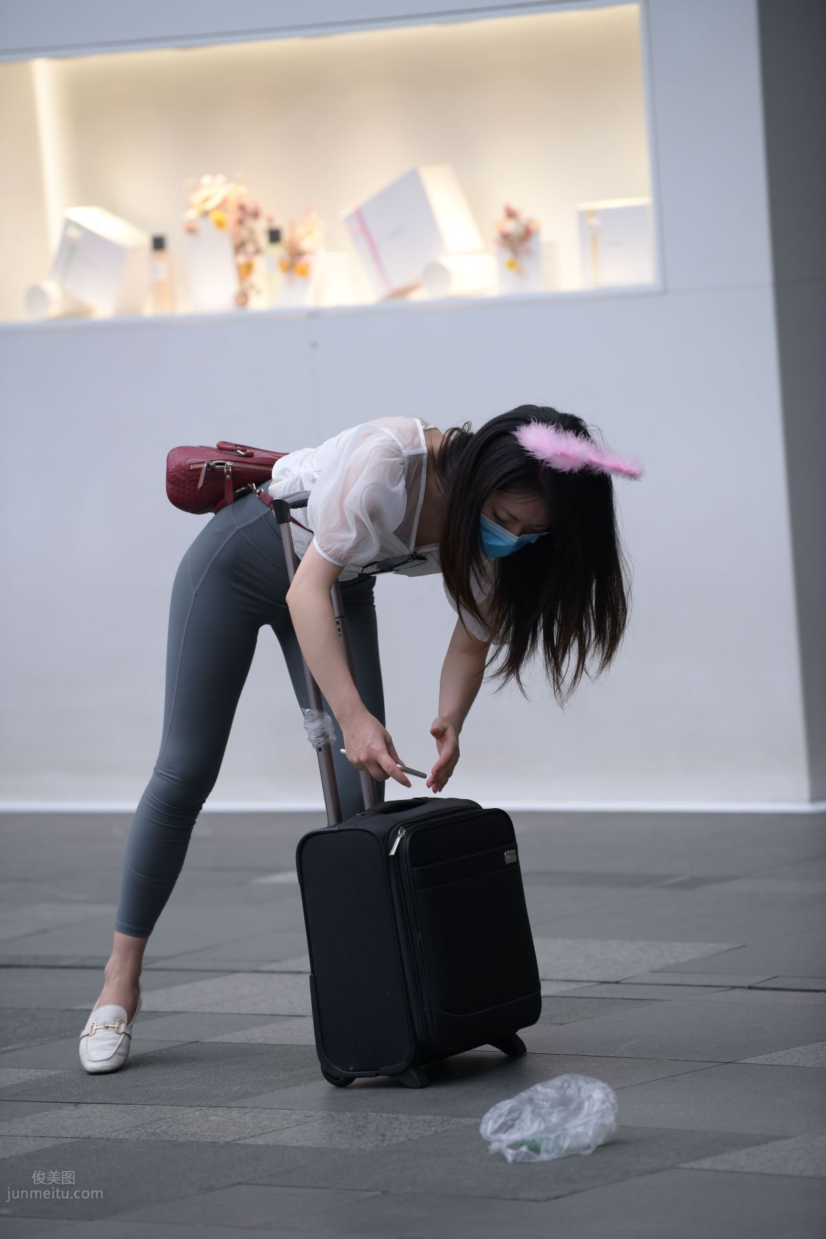 [Mojing Street] 054 Street Snap Girl in Tight Pants photo 73