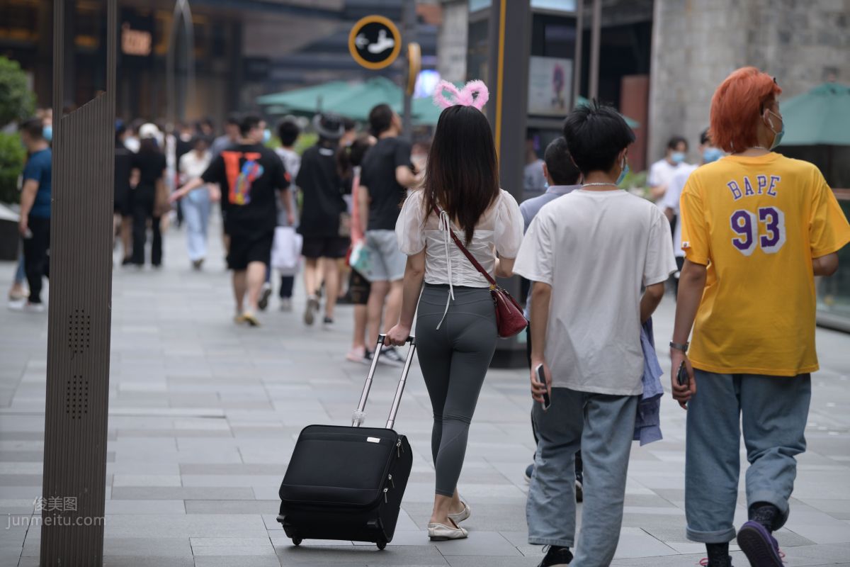 [Mojing Street] 054 Street Snap Girl in Tight Pants photo 98