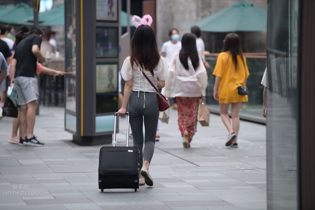 [Mojing Street] 054 Street Snap Girl in Tight Pants photo 102