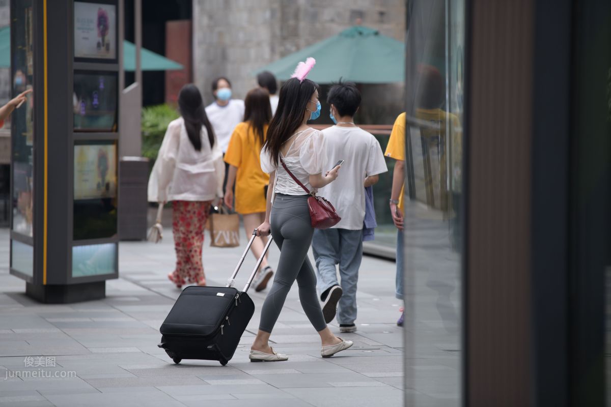 [Mojing Street] 054 Street Snap Girl in Tight Pants photo 106