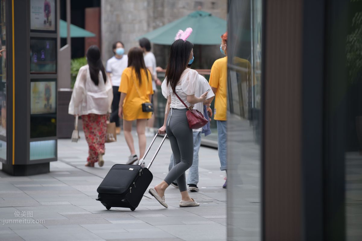 [Mojing Street] 054 Street Snap Girl in Tight Pants photo 107