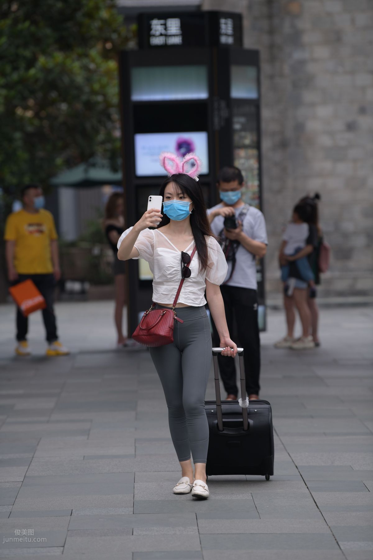 [Mojing Street] 054 Street Snap Girl in Tight Pants photo 110