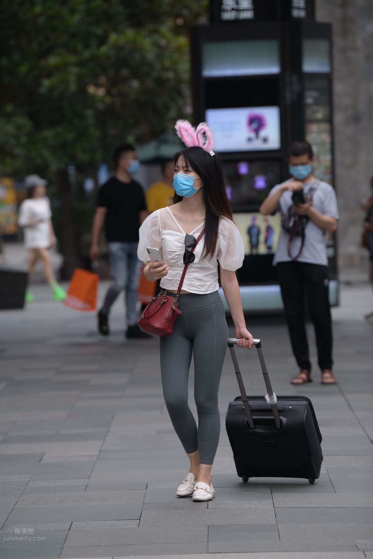 [Mojing Street] 054 Street Snap Girl in Tight Pants photo 116