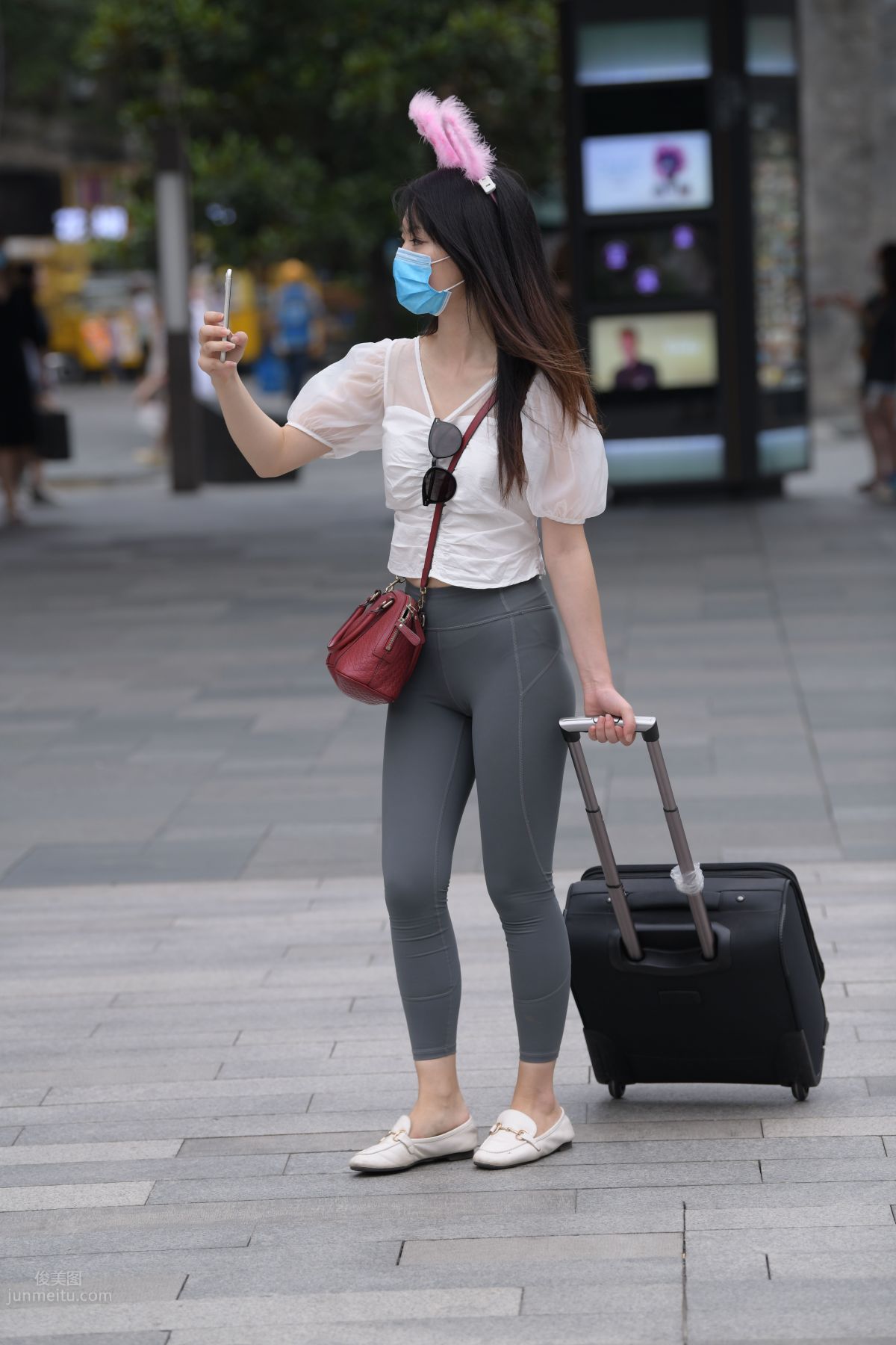 [Mojing Street] 054 Street Snap Girl in Tight Pants photo 135