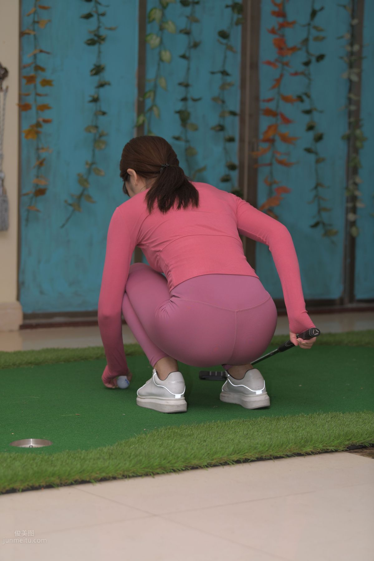 [Mojing Street] 062 Girl in Pink Yoga Pants 2 photo 150