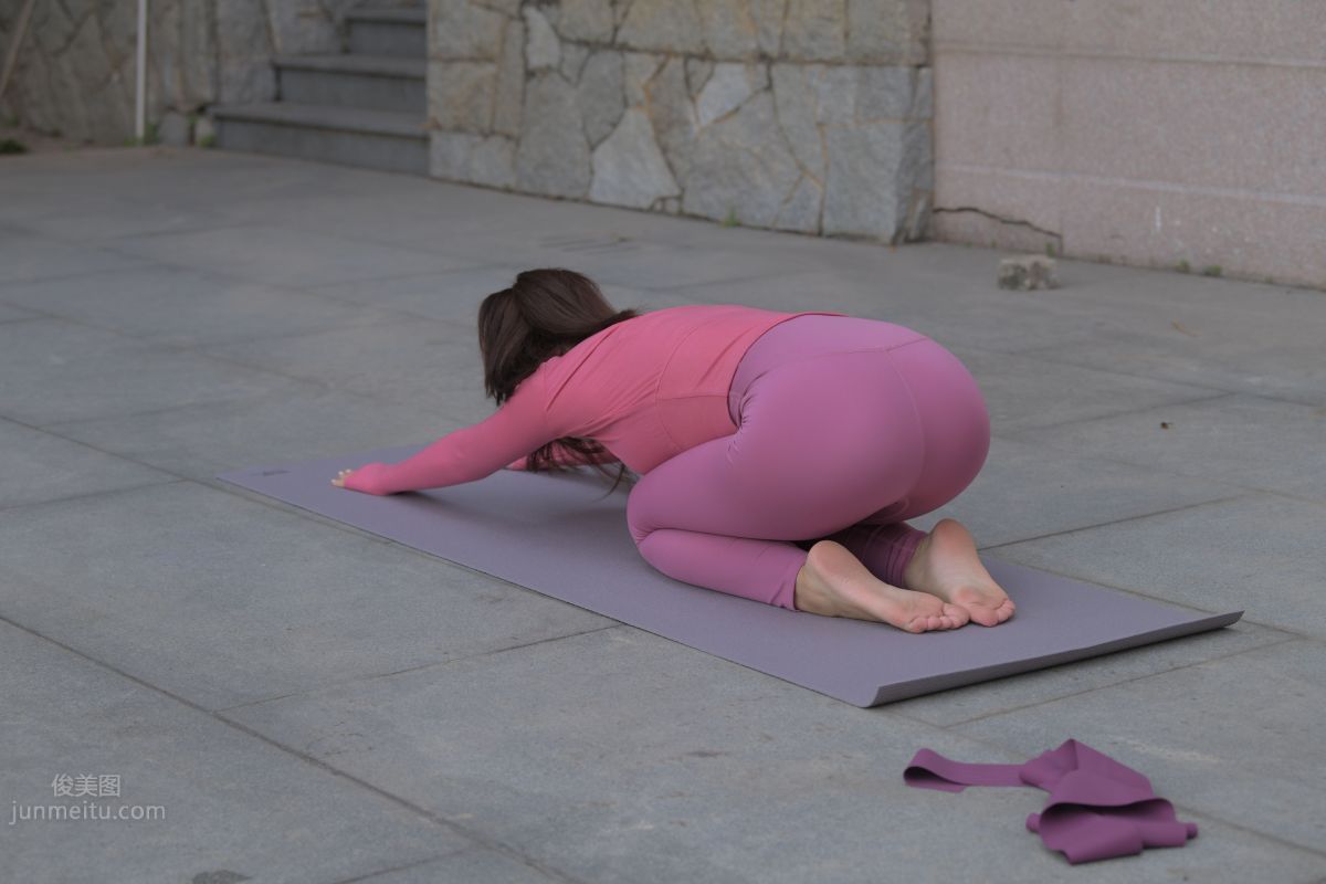 [Mojing Street] 062 Girl in Pink Yoga Pants 2 photo 183