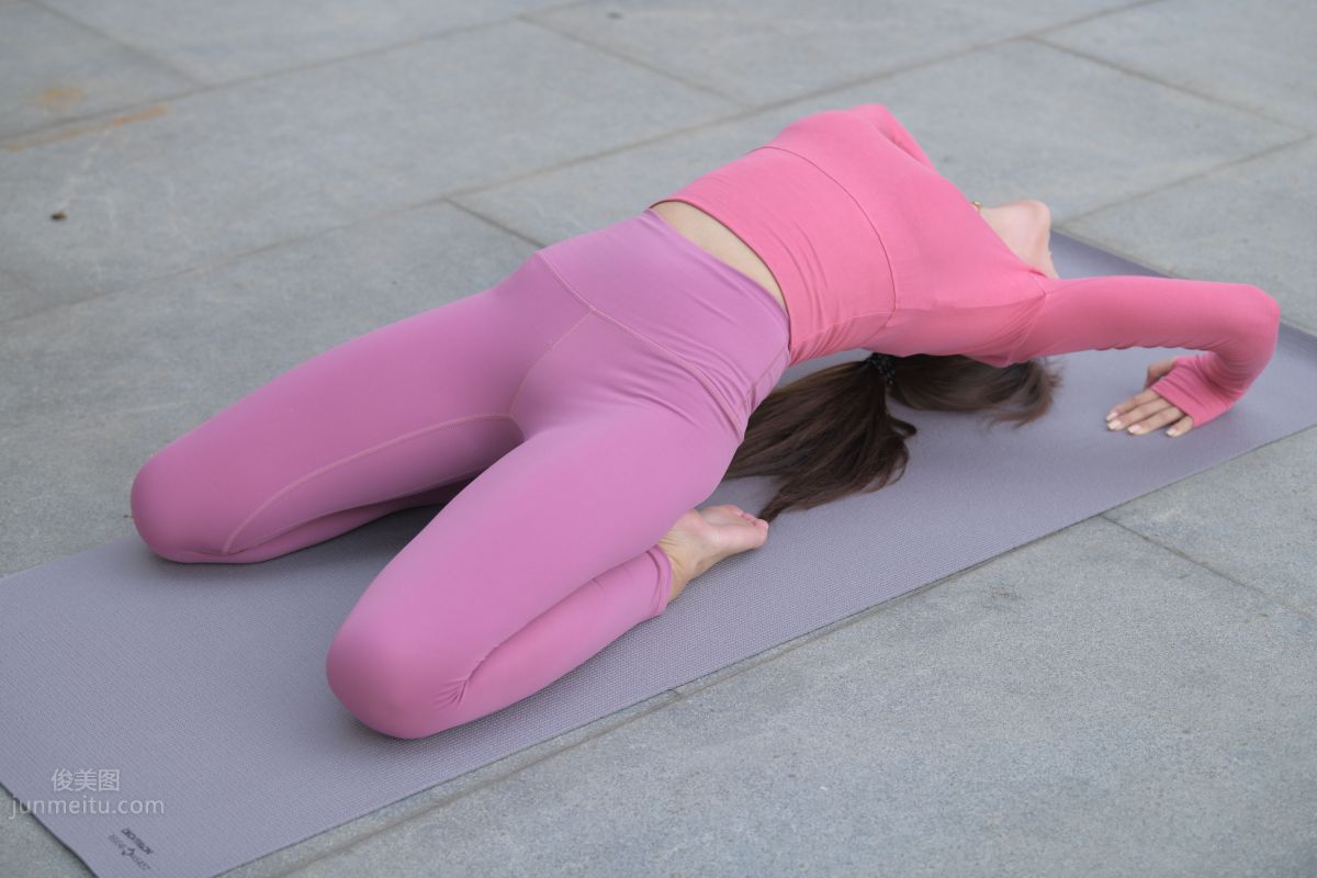 [Mojing Street] 062 Girl in Pink Yoga Pants 2 photo 204