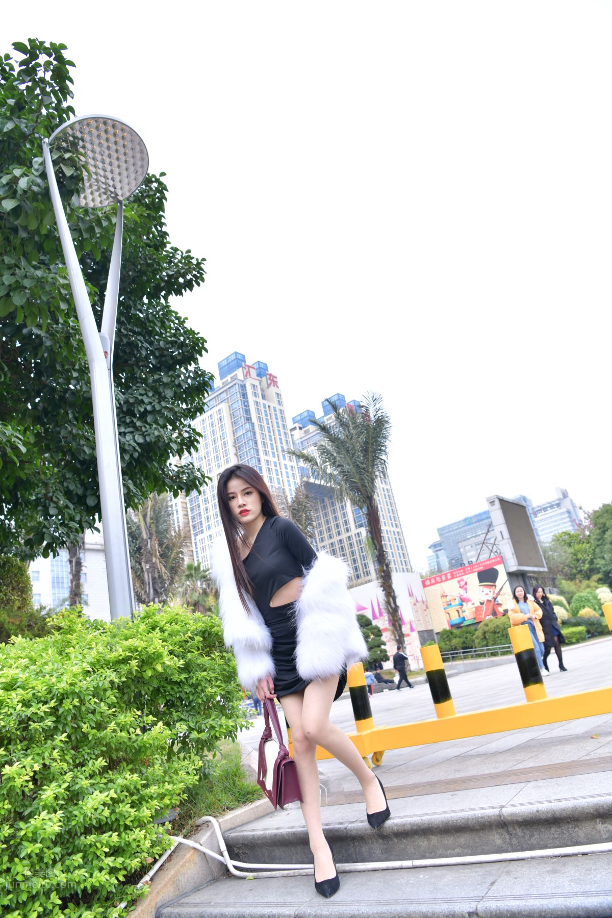 [Mojing Street] 065 Black Bodycon Skirt Elegant Girl Matching Thin Stiletto High Heels photo 4