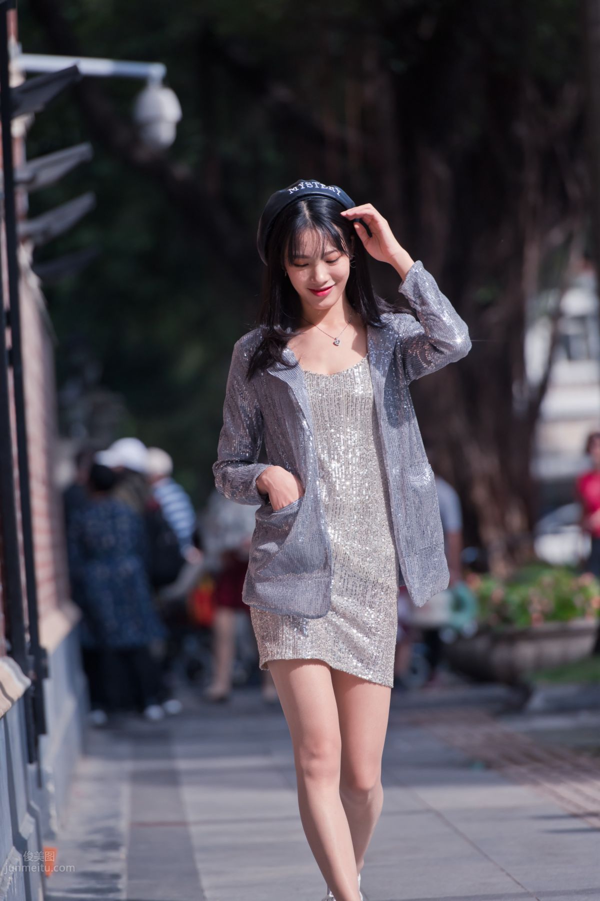 [Mojing Street] 066 Yufeng Street Snap Chatting Up a Sweet Girl in Meat Stockings at Shamian Park, September photo 19