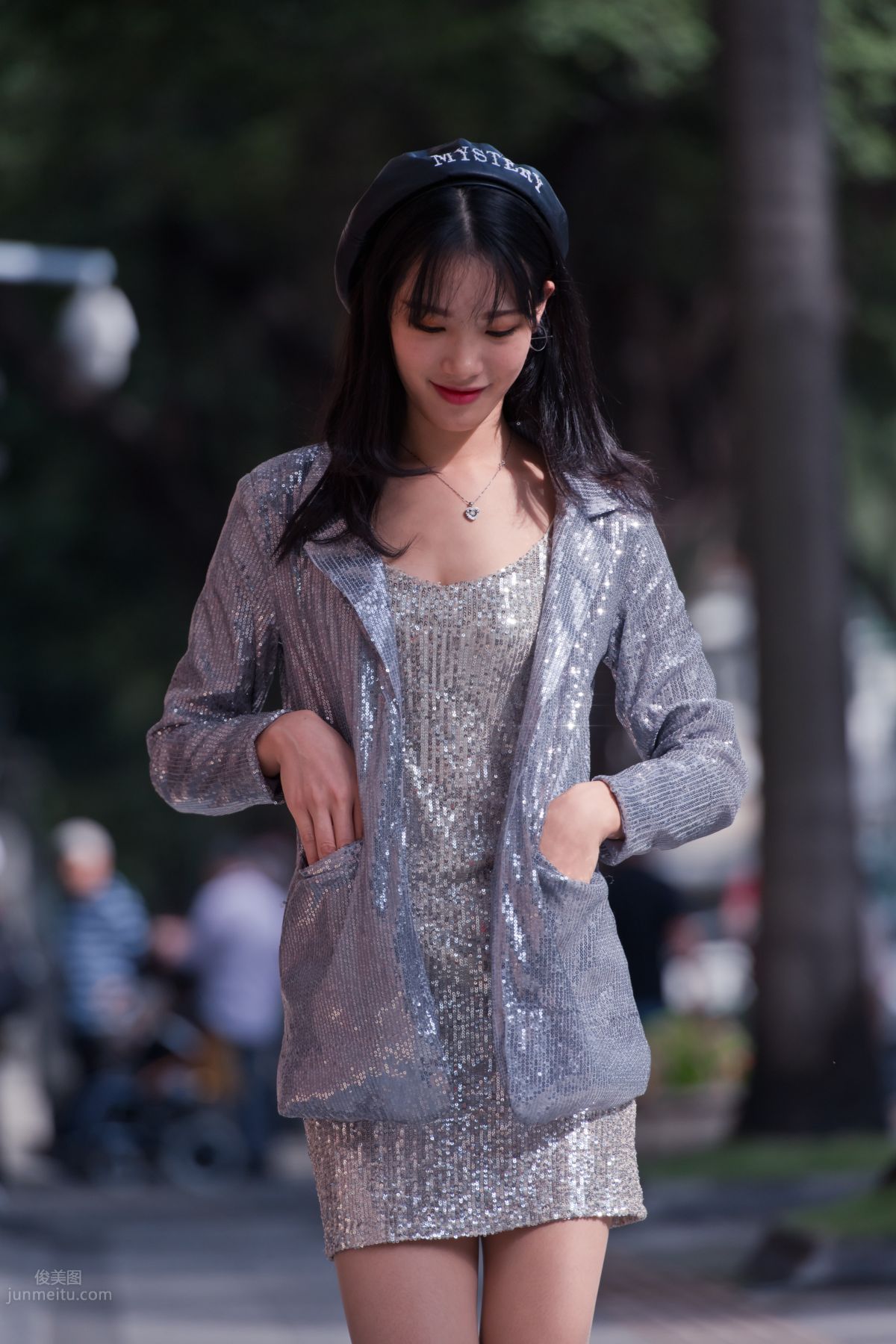 [Mojing Street] 066 Yufeng Street Snap Chatting Up a Sweet Girl in Meat Stockings at Shamian Park, September photo 23