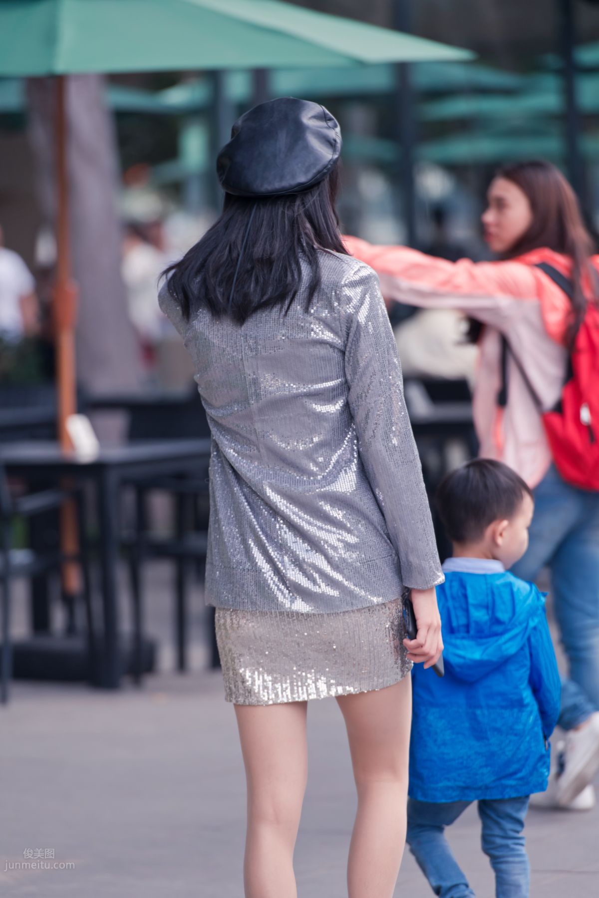 [Mojing Street] 066 Yufeng Street Snap Chatting Up a Sweet Girl in Meat Stockings at Shamian Park, September photo 44