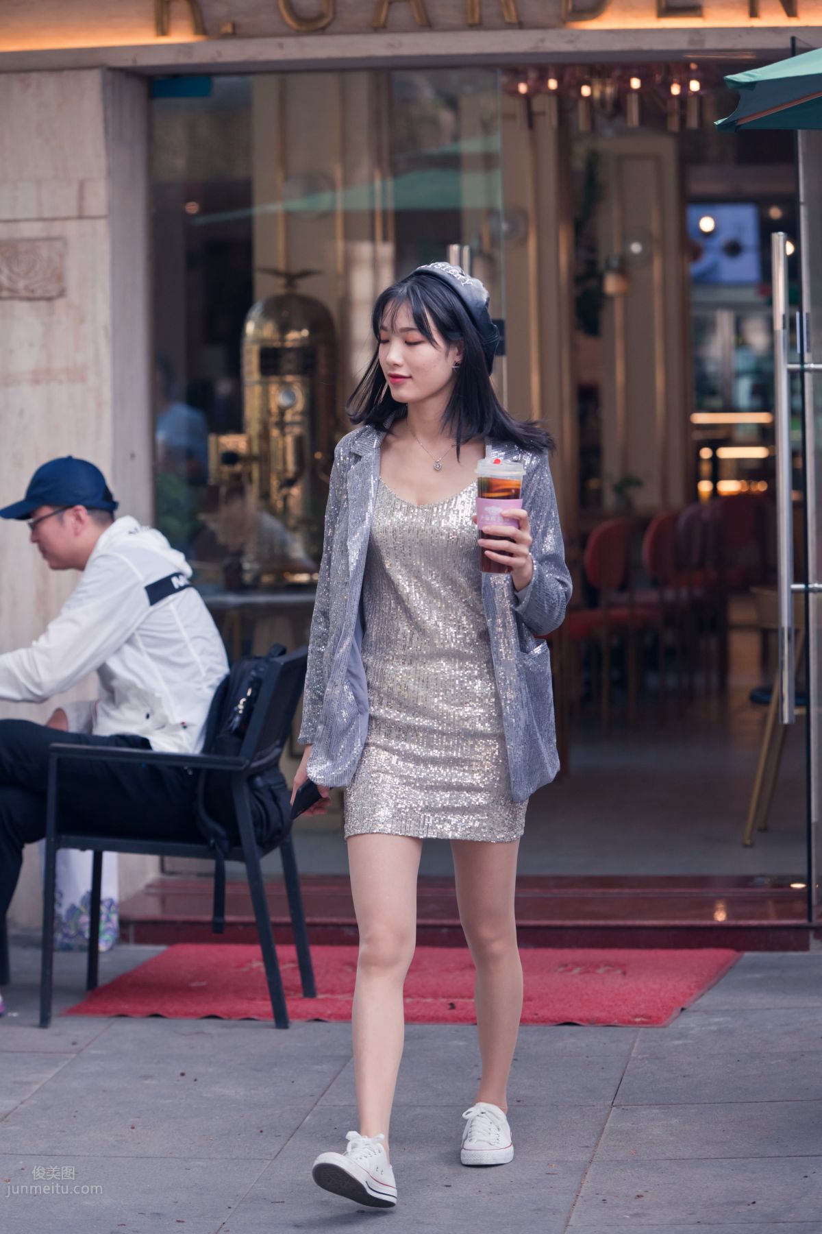 [Mojing Street] 066 Yufeng Street Snap Chatting Up a Sweet Girl in Meat Stockings at Shamian Park, September photo 59