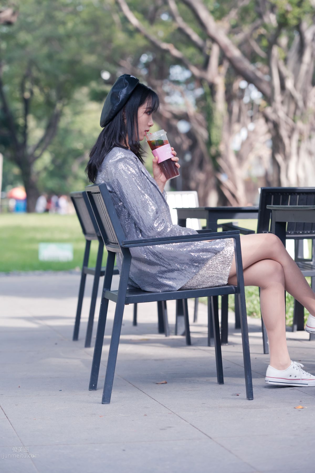 [Mojing Street] 066 Yufeng Street Snap Chatting Up a Sweet Girl in Meat Stockings at Shamian Park, September photo 69