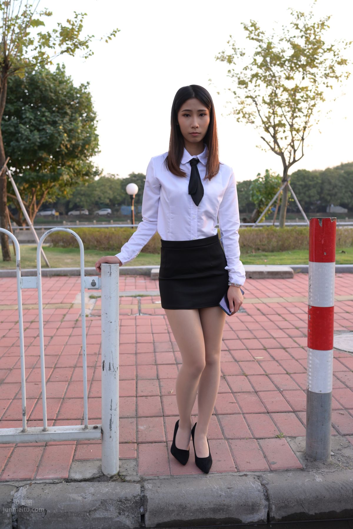 Mojing Street No. 082 photo 112