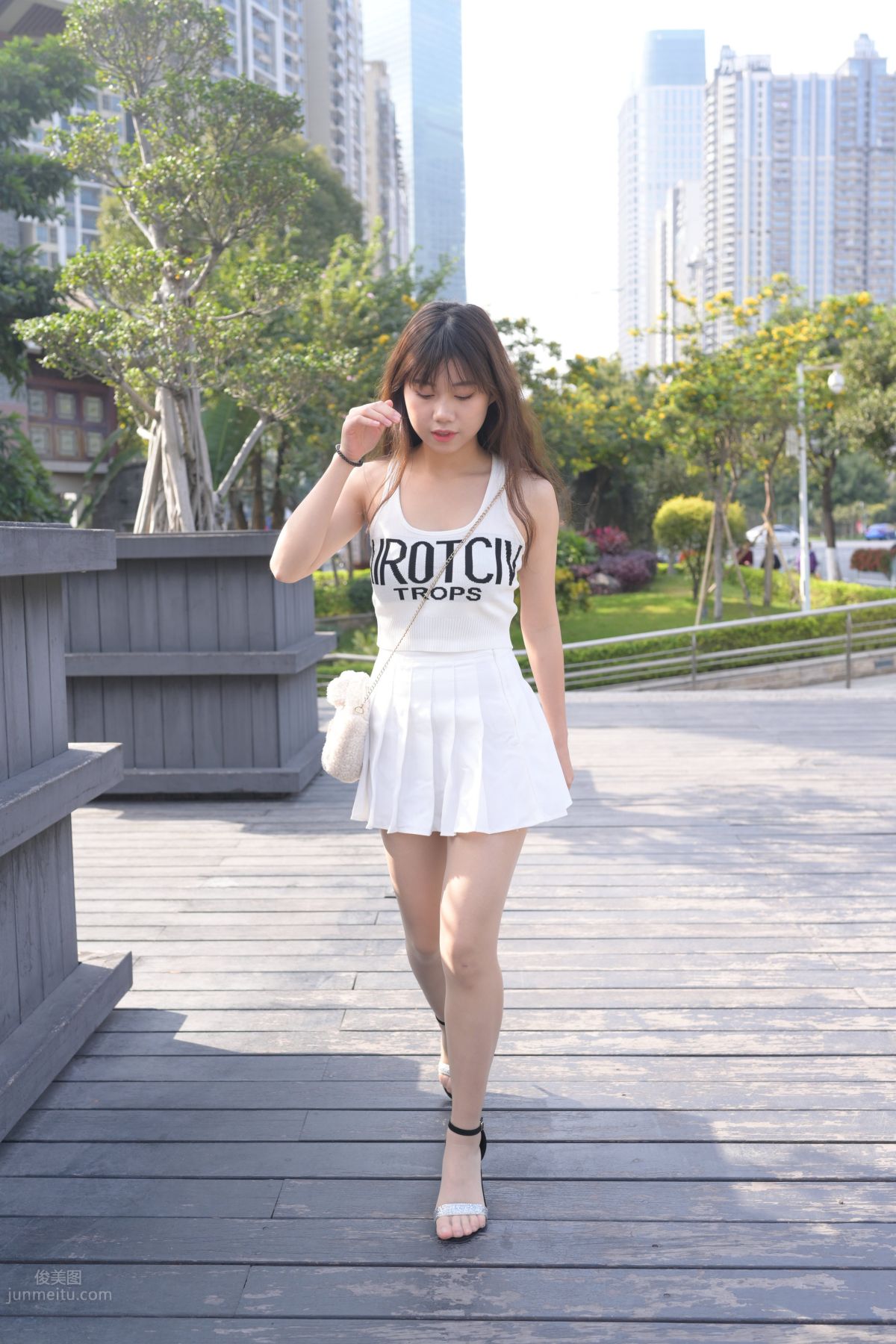 Mojing Street No. 085 photo 390