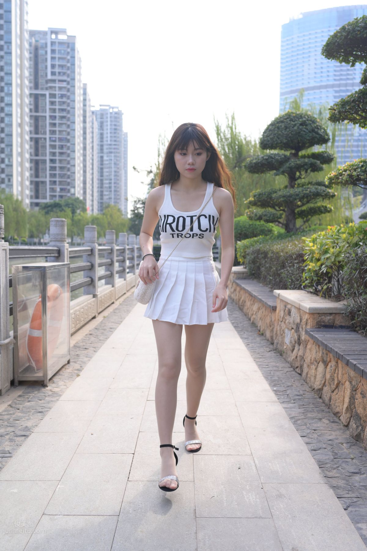 Mojing Street No. 085 photo 360