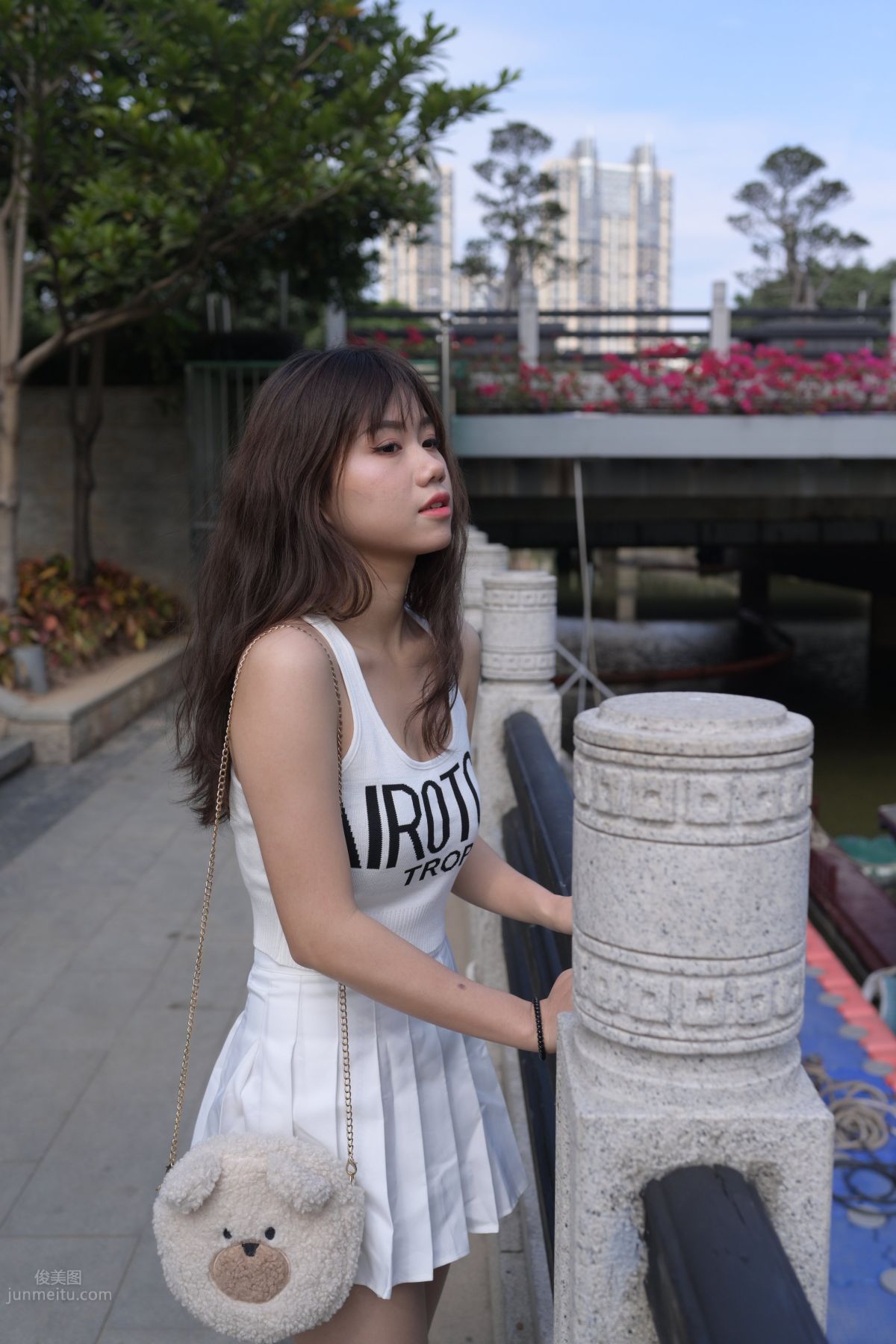 Mojing Street No. 085 photo 200