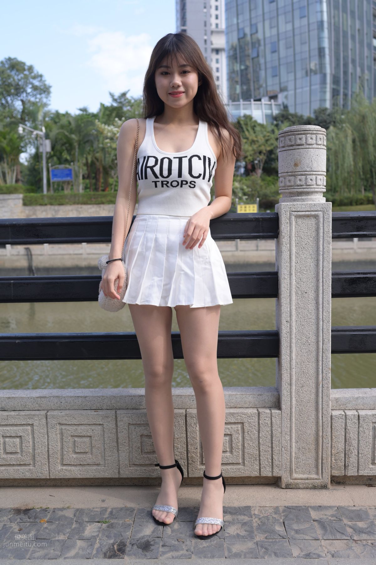 Mojing Street No. 085 photo 205