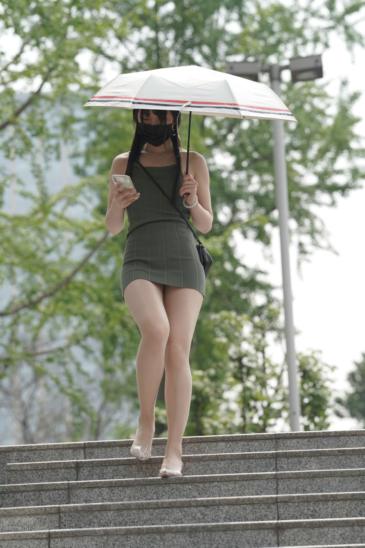 [魔鏡街拍] 091 綠色包臀裙絲襪美女 234