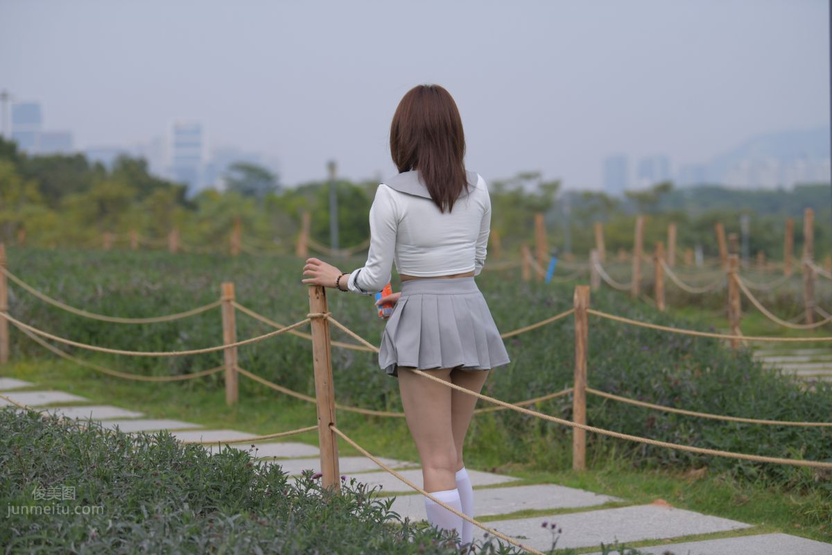 [Mojing Street] 095 Sexy and Moving Beauty in a Small Pleated Skirt photo 8